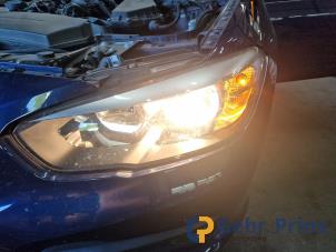 BMW 1 serie 118d 2.0 16V Épave (2017, Métallisé, Bleu)