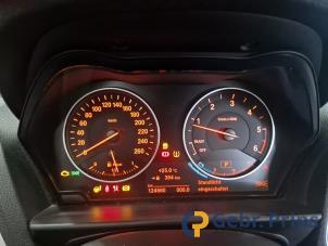 BMW 1 serie 118d 2.0 16V Épave (2017, Métallisé, Bleu)