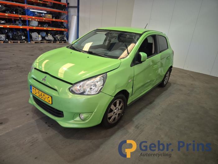 Mitsubishi Space Star 1.2 12V Samochód złomowany (2015, Zielony)