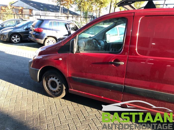 Peugeot Expert 1.6 HDi 90 Salvage vehicle (2009, Red)