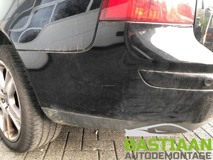 Volvo V50 2.0 16V Épave (2007, Noir)
