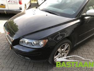 Volvo V50 2.0 16V Épave (2007, Noir)