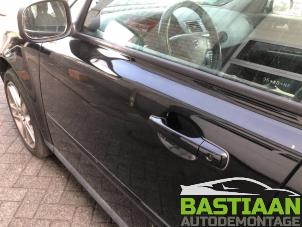 Volvo V50 2.0 16V Épave (2007, Noir)