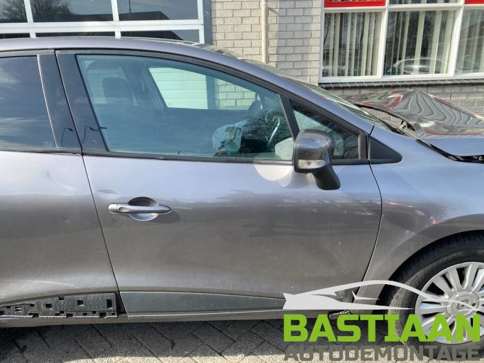 Renault Clio IV 0.9 Energy TCE 90 12V Vehículo de desguace (2013, Gris)