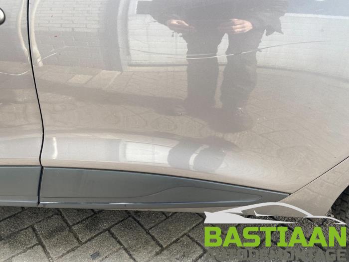 Renault Clio IV 0.9 Energy TCE 90 12V Vehículo de desguace (2013, Gris)