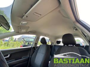 Kia Picanto 1.0 12V Samochód złomowany (2012, Szary)