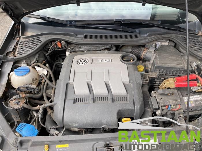 Volkswagen Polo V 1.2 TDI 12V BlueMotion Épave (2014, Gris)