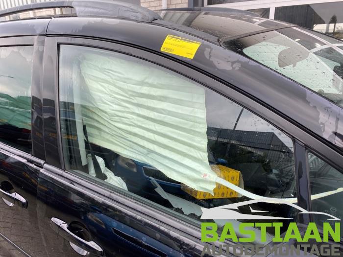 Mazda 5 2.0 CiDT 16V High Power Épave (2008, Noir)