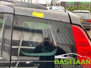 Mazda 5 2.0 CiDT 16V High Power Épave (2008, Noir)