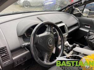 Mazda 5 2.0 CiDT 16V High Power Épave (2008, Noir)