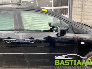 Mazda 5 2.0 CiDT 16V High Power Épave (2008, Noir)