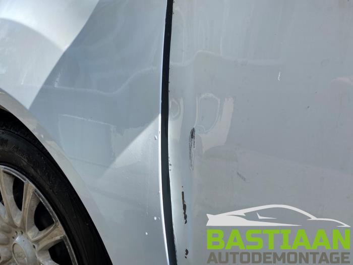 Ford B-Max 1.0 EcoBoost 12V 100 Vehículo de desguace (2012, Blanco)