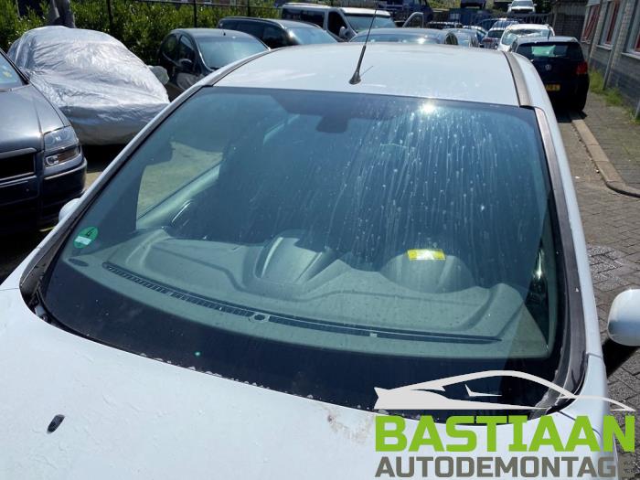 Ford B-Max 1.0 EcoBoost 12V 100 Vehículo de desguace (2012, Blanco)