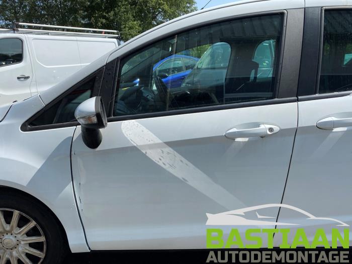 Ford B-Max 1.0 EcoBoost 12V 100 Vehículo de desguace (2012, Blanco)