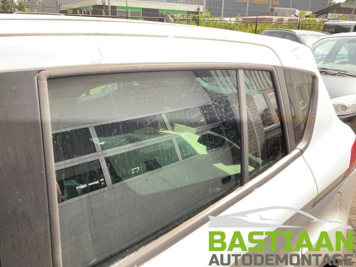 Ford B-Max 1.0 EcoBoost 12V 100 Vehículo de desguace (2012, Blanco)