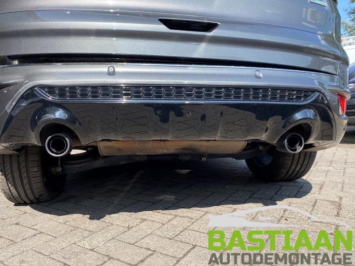 Ford Kuga II 1.5 EcoBoost 16V 150 Épave (2015, Noir)