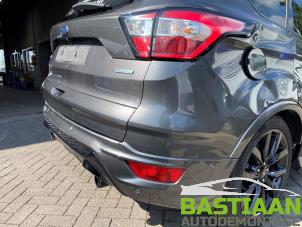 Ford Kuga II 1.5 EcoBoost 16V 150 Épave (2015, Noir)