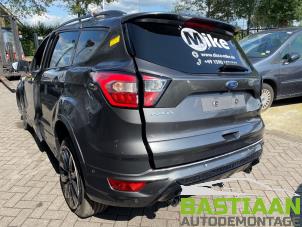 Ford Kuga II 1.5 EcoBoost 16V 150 Épave (2015, Noir)