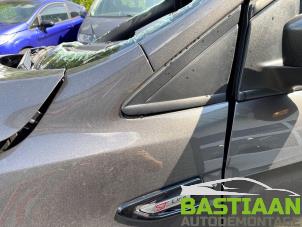 Ford Kuga II 1.5 EcoBoost 16V 150 Épave (2015, Noir)