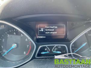 Ford Kuga II 1.5 EcoBoost 16V 150 Épave (2015, Noir)