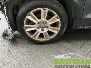 Audi A1 1.2 TFSI Schrottauto (2013, Schwarz)