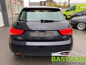 Audi A1 1.2 TFSI Schrottauto (2013, Schwarz)