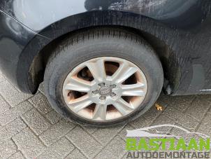 Audi A1 1.2 TFSI Schrottauto (2013, Schwarz)
