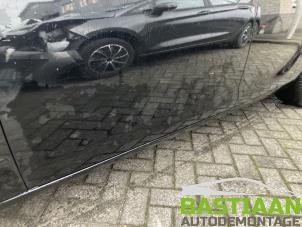 Opel Astra J Sports Tourer 1.3 CDTI 16V ecoFlex Vehículo de desguace (2011, Negro)