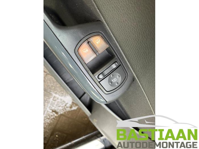 Opel Corsa D 1.3 CDTi 16V ecoFLEX Épave (2012, Noir)