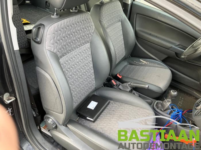 Opel Corsa D 1.3 CDTi 16V ecoFLEX Épave (2012, Noir)