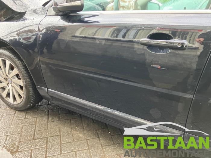 Volvo V70 2.0 D3 20V Épave (2012, Noir)