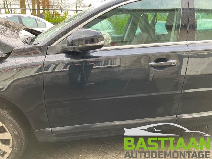 Volvo V70 2.0 D3 20V Épave (2012, Noir)