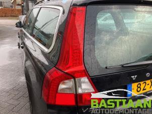 Volvo V70 2.0 D3 20V Épave (2012, Noir)