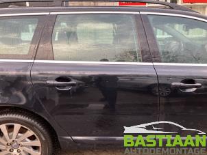 Volvo V70 2.0 D3 20V Épave (2012, Noir)