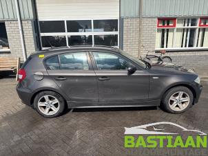 BMW 1 serie 116i 1.6 16V Vehículo de desguace (2006, Marrón)