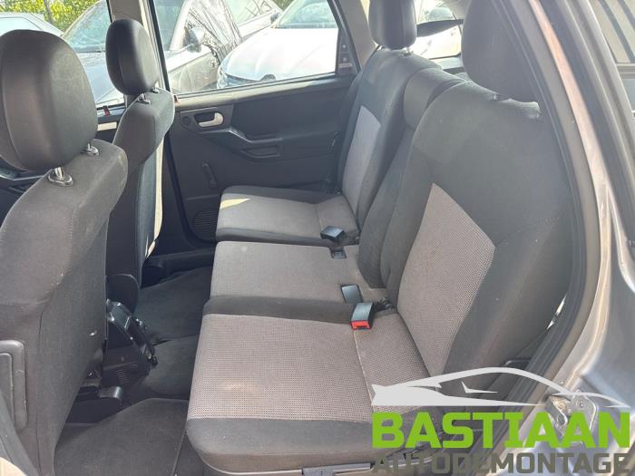 Opel Meriva 1.6 16V Skrotfordon (2004, GRIJS)