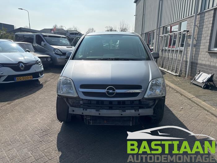 Opel Meriva 1.6 16V Skrotfordon (2004, GRIJS)