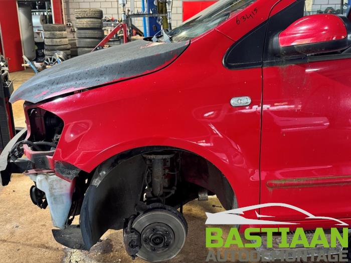 Volkswagen Fox 1.2 Skrotfordon (2010, ROOD)