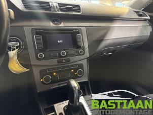 Volkswagen Passat Variant 1.4 TSI 16V Samochód złomowany (2011)