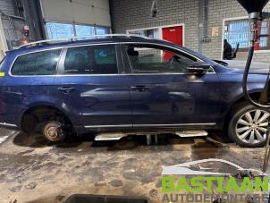 Volkswagen Passat Variant 1.4 TSI 16V Samochód złomowany (2011)