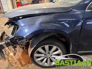Volkswagen Passat Variant 1.4 TSI 16V Samochód złomowany (2011)