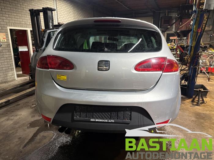 Seat Leon 2.0 TFSI FR 16V Samochód złomowany (2007, Szary)