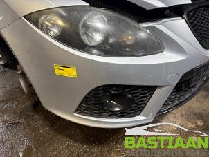 Seat Leon 2.0 TFSI FR 16V Samochód złomowany (2007, Szary)