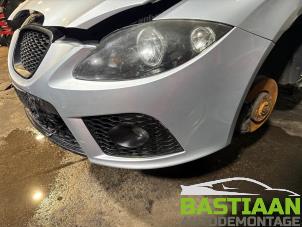 Seat Leon 2.0 TFSI FR 16V Samochód złomowany (2007, Szary)