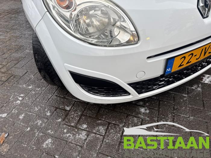 Renault Twingo II 1.2 Épave (2009, Blanc)