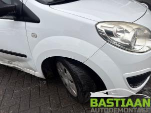 Renault Twingo II 1.2 Épave (2009, Blanc)