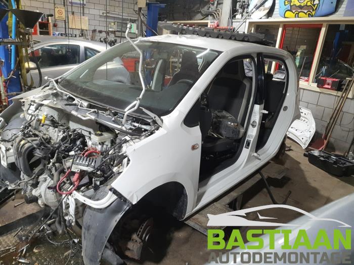 Volkswagen Up! 1.0 12V 75 Vehículo de desguace (2014, Blanco)