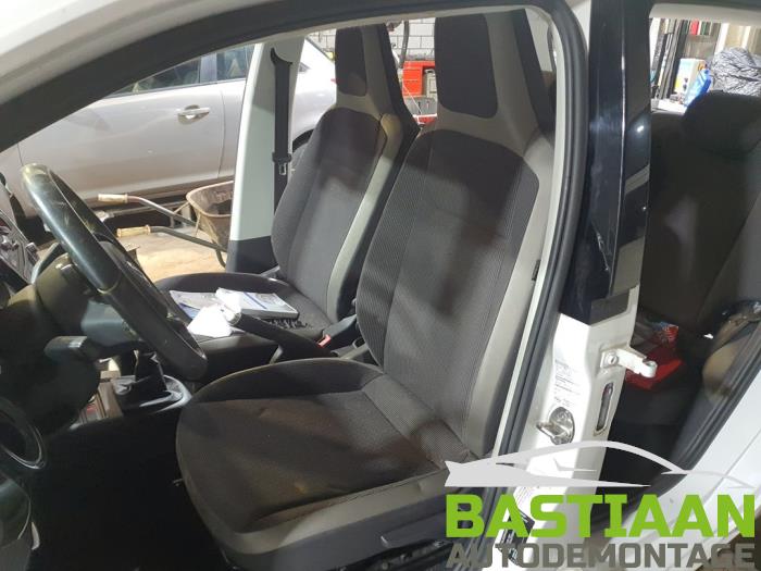 Volkswagen Up! 1.0 12V 75 Vehículo de desguace (2014, Blanco)