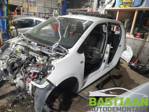 Volkswagen Up! 1.0 12V 75 Vehículo de desguace (2014, Blanco)