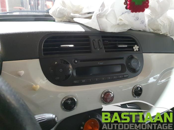 Fiat 500 1.2 Vehículo de desguace (2009, Blanco)